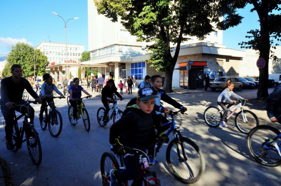Над 120 деца и възрастни се включиха във велопрояви